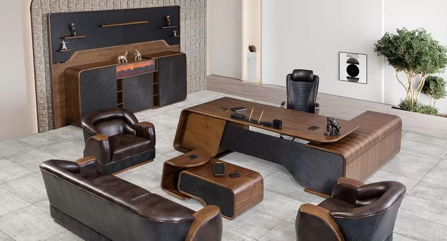 Versace Ofis Takımı