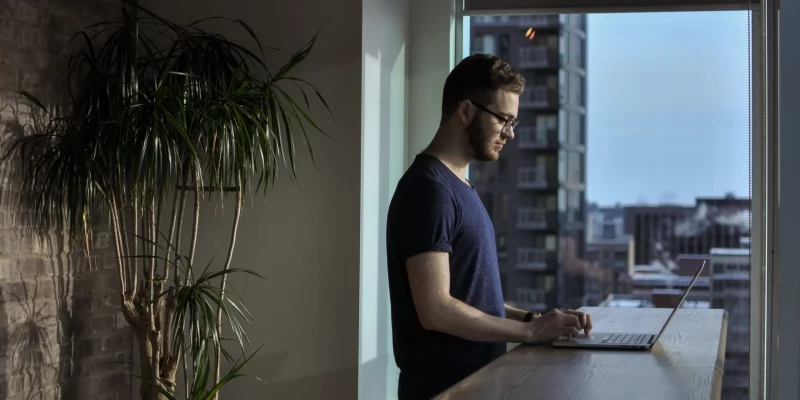 Küçük Ofis Nasıl Döşenir? Alan Kazandıran Ofis Mobilyası Fikirleri